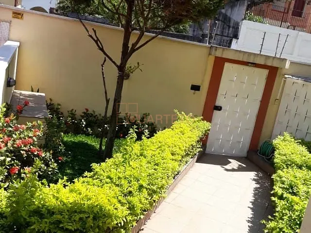 Casa com 203m² 3 quartos e 2 banheiros, à venda, no bairro Bosque da Saúde em São Paulo