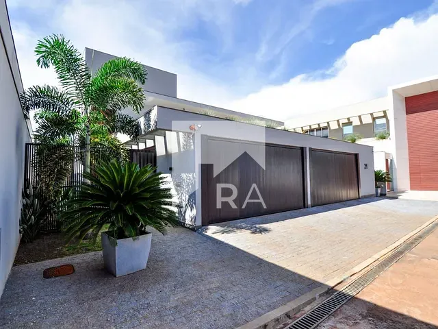 Casa com 1200m² 4 quartos e 6 banheiros, à venda, no bairro Setor de Habitações Individuais Sul em Brasília