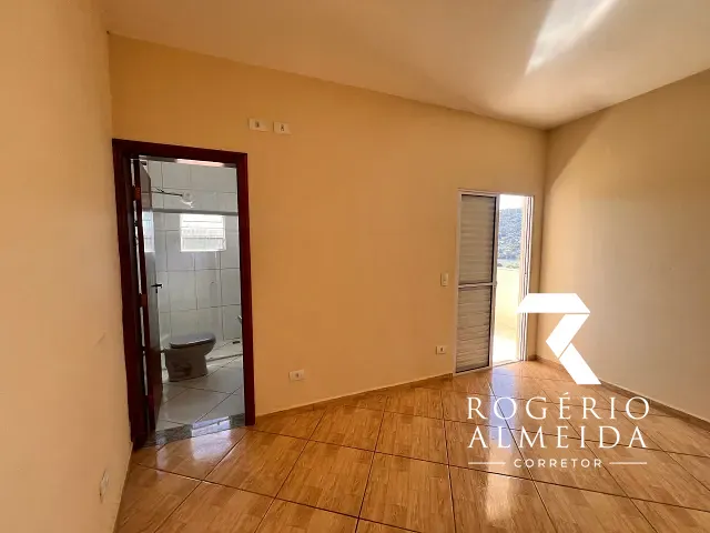 Casa 2 quartos e 2 banheiros, para alugar, no bairro Vila Machado em Mairiporã
