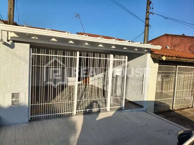 Casa 2 quartos e 2 banheiros, à venda, no bairro Jardim Santa Cecília em Sorocaba