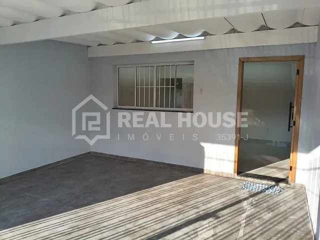 Casa 2 quartos e 2 banheiros, à venda, no bairro Jardim Santa Cecília em Sorocaba