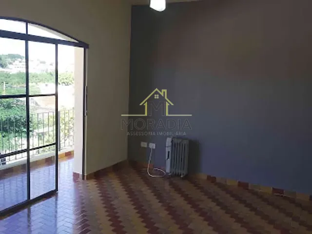 Casa com 292m² 3 quartos e 2 banheiros, à venda, no bairro Jardim Coragem em Guaxupé