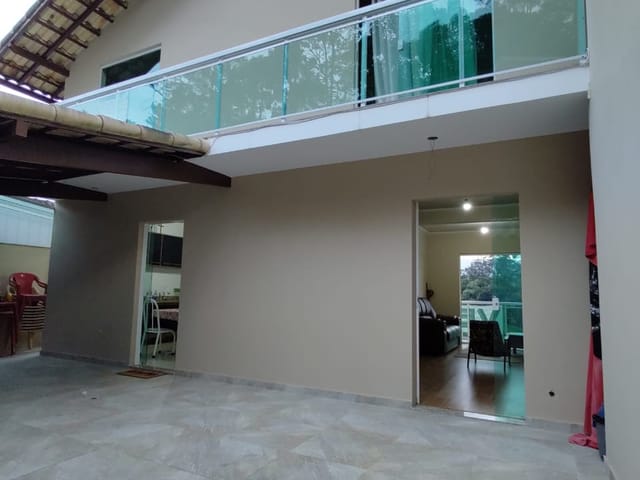 Casa com 120m² 3 quartos e 3 banheiros, à venda, no bairro Valparaíso em Petrópolis