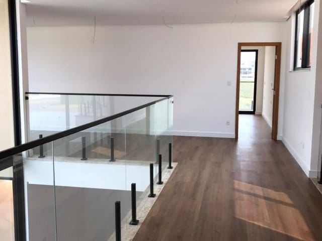 Casa com 493m² 4 quartos e 6 banheiros, à venda, no bairro Alphaville em Juiz de Fora