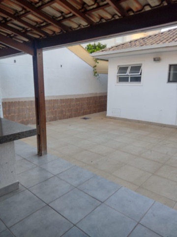 Casa 4 quartos e 1 banheiro, à venda, no bairro Paquetá em Belo Horizonte