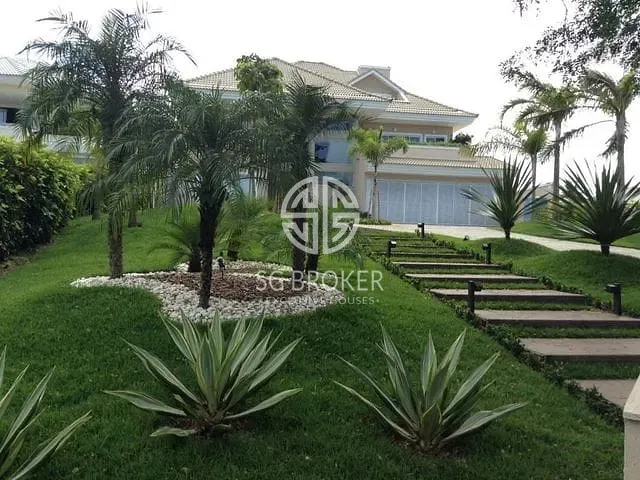 Casa com 1024m² 5 quartos e 10 banheiros, à venda, no bairro Barra da Tijuca em Rio de Janeiro