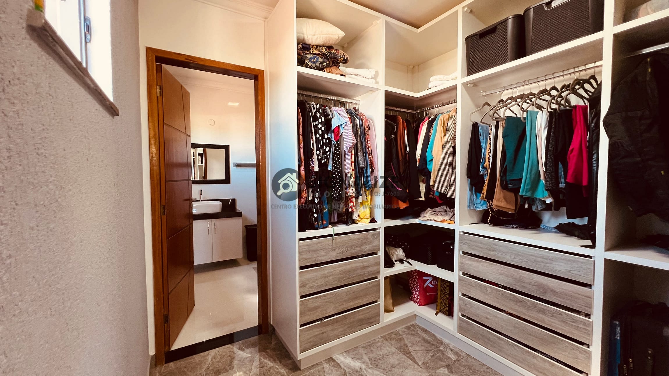 Casa, 3 quartos, 200 m² - Foto 16