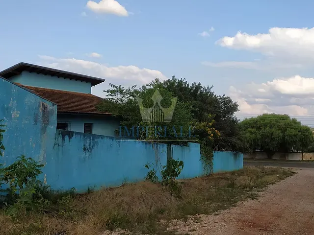 Casa com 232m² 5 quartos e 2 banheiros, à venda, no bairro Jardim carvalho em Ponta Grossa