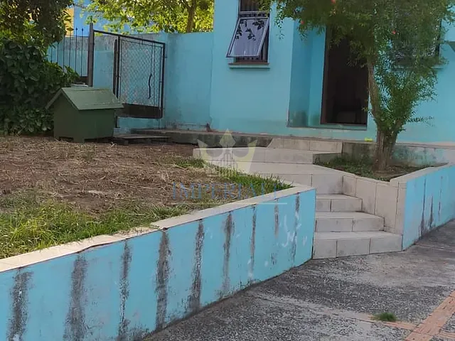 Casa com 232m² 5 quartos e 2 banheiros, à venda, no bairro Jardim carvalho em Ponta Grossa