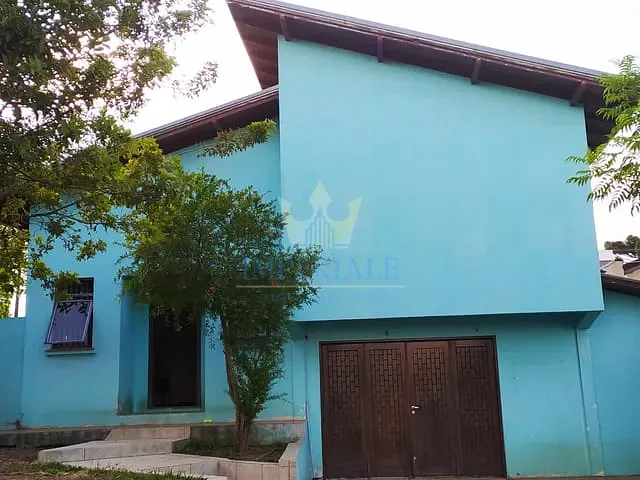 Casa com 232m² 5 quartos e 2 banheiros, à venda, no bairro Jardim carvalho em Ponta Grossa