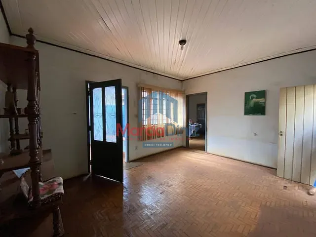 Casa com 356m² 3 quartos e 1 banheiro, à venda, no bairro Centro em Ituverava