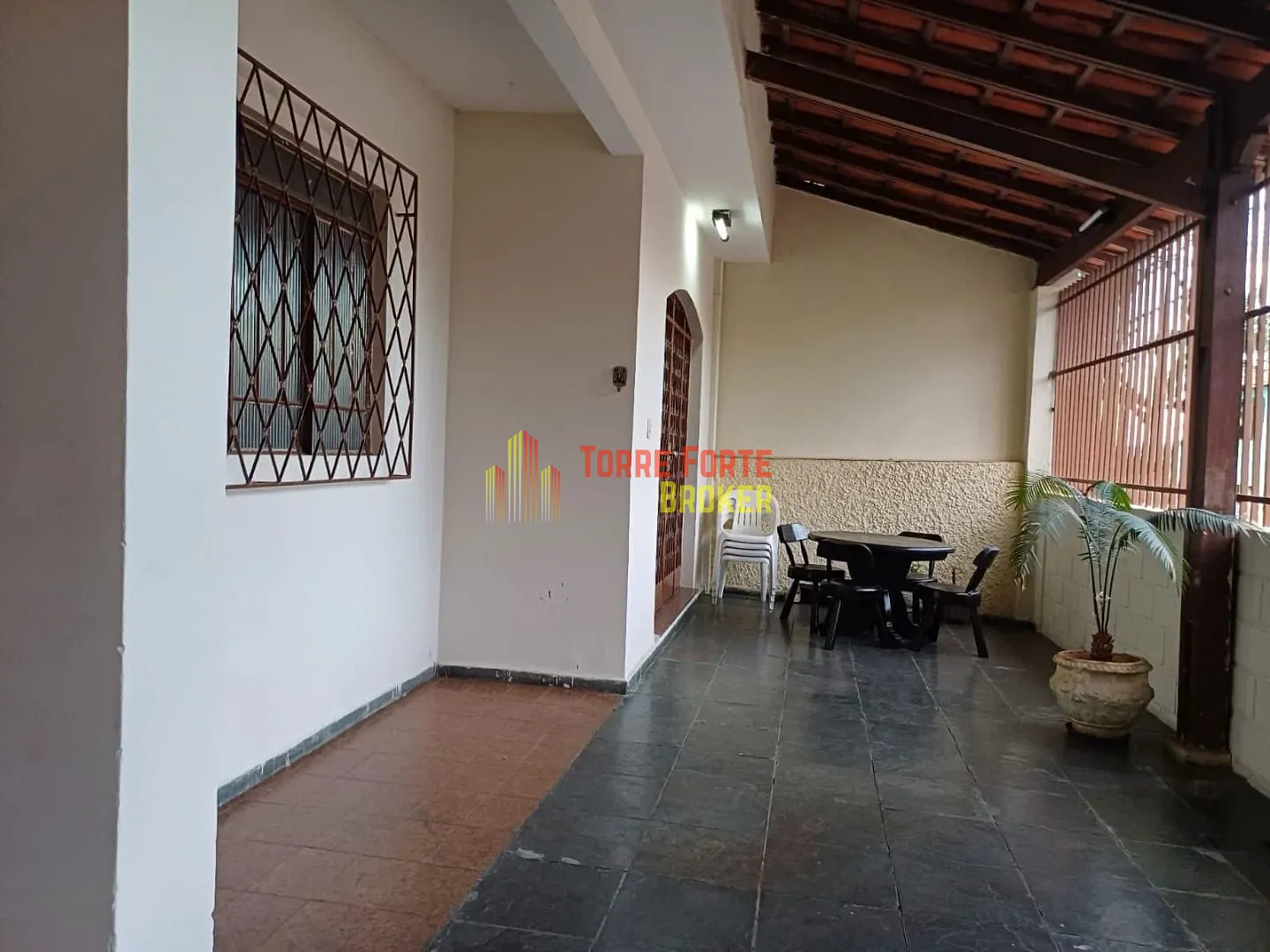 Casa, 2 quartos, 150 m² - Foto 1
