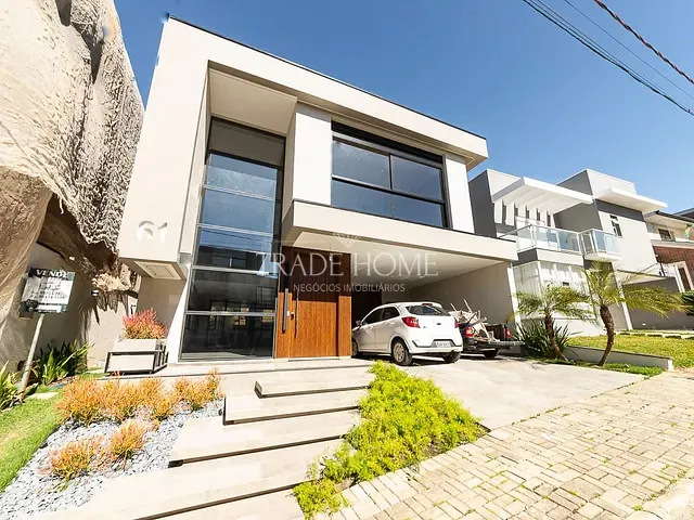 Casa com 309m² 3 quartos e 4 banheiros, à venda, no bairro São Braz em Curitiba