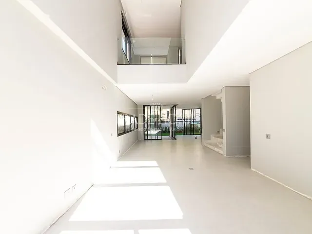 Casa com 309m² 3 quartos e 4 banheiros, à venda, no bairro São Braz em Curitiba
