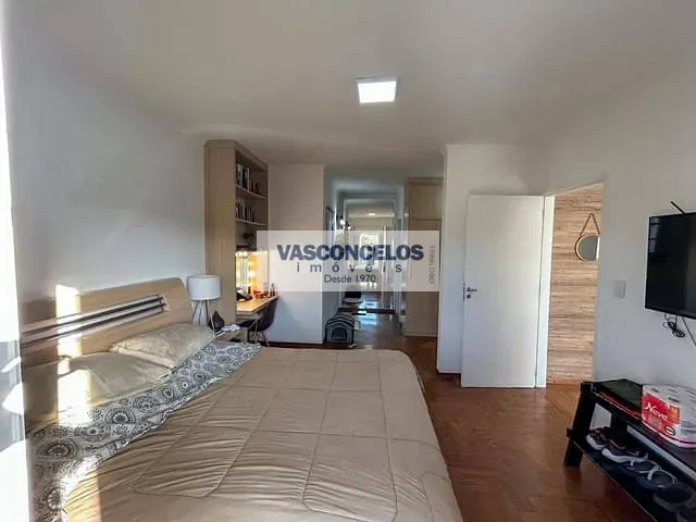 Casa com 325m² 4 quartos e 5 banheiros, à venda, no bairro Urbanova I em São José dos Campos