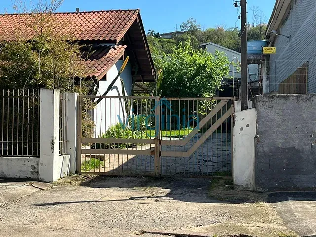 Casa 1 quarto e 1 banheiro, à venda, no bairro Rio Branco em Novo Hamburgo