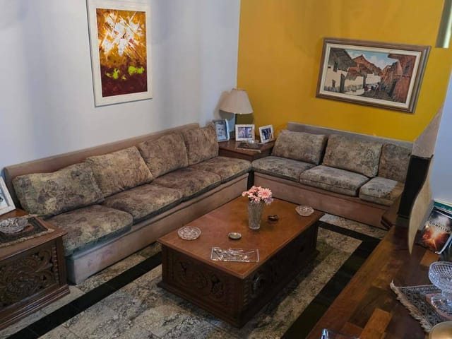 Casa com 445m² 4 quartos e 5 banheiros, à venda, no bairro Guabirotuba em Curitiba