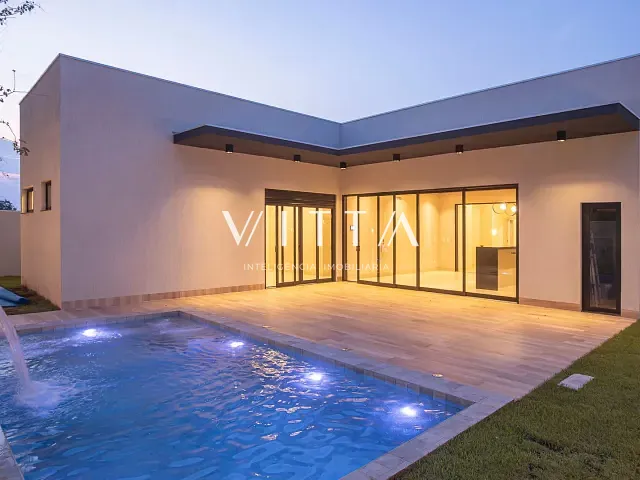 Casa com 603m² 3 quartos e 4 banheiros, à venda, no bairro Rural em Palmas