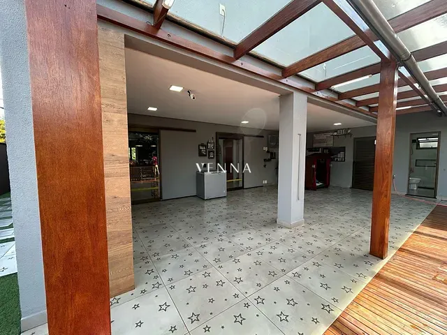Casa com 501m² 5 quartos e 5 banheiros, à venda, no bairro Recanto do Salto em Londrina