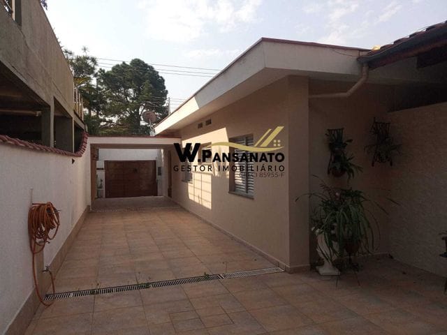 Casa com 500m² 3 quartos e 3 banheiros, à venda, no bairro Vila Augusta em Guarulhos