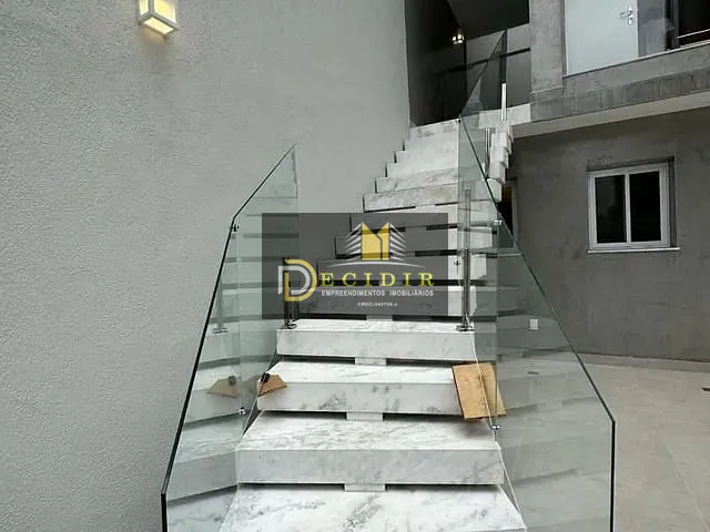 Casa com 300m², para alugar, no bairro Jardim Anália Franco em São Paulo