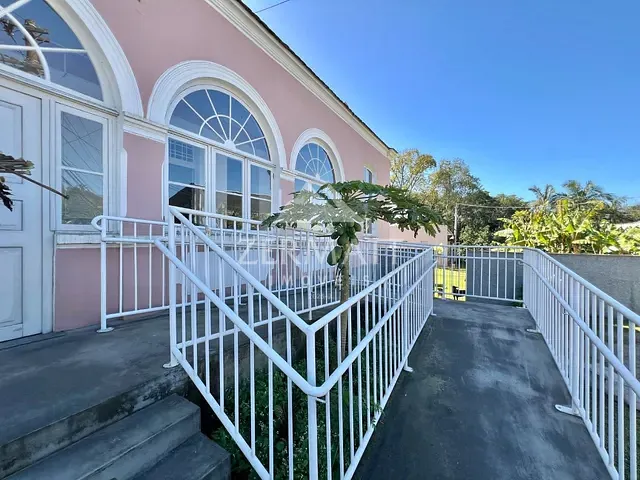 Casa com 4407m², para alugar, no bairro Salto em Blumenau
