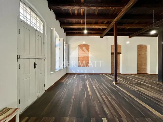 Casa com 4407m², para alugar, no bairro Salto em Blumenau