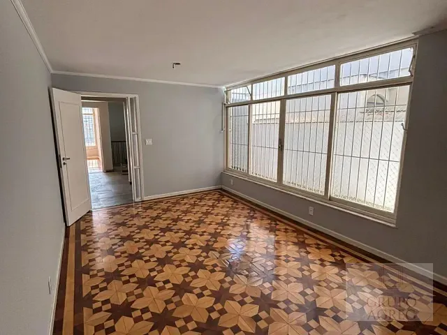 Casa 3 quartos e 3 banheiros, para alugar, no bairro Jardim Bonfiglioli em São Paulo