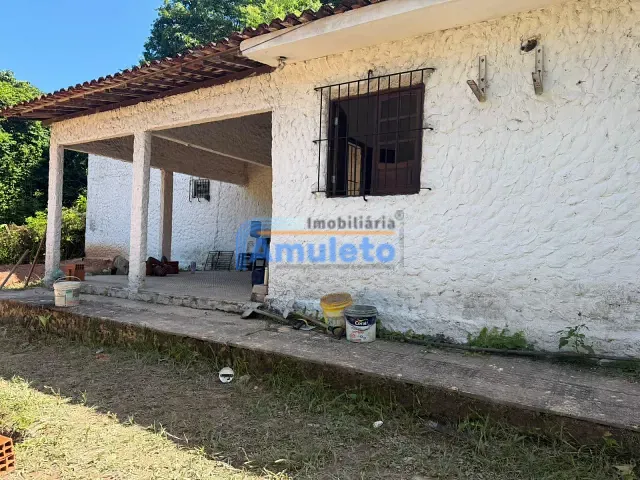 Casa 3 quartos e 3 banheiros, para alugar, no bairro Caxangá em Recife