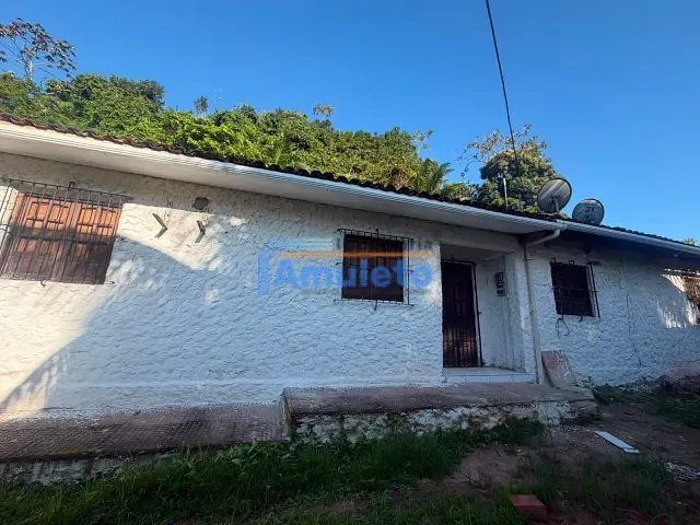 Casa 3 quartos e 3 banheiros, para alugar, no bairro Caxangá em Recife
