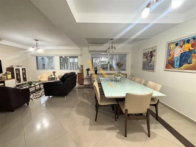 Casa com 317m² 4 quartos e 4 banheiros, à venda, no bairro Bosque da Saúde em São Paulo