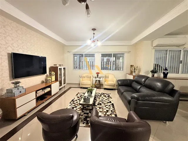 Casa com 317m² 4 quartos e 4 banheiros, à venda, no bairro Bosque da Saúde em São Paulo