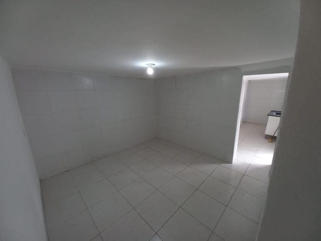 Foto do Casa - CASA INDEPENDENTE PARA LOCAÇÃO   COM 1 DORMITÓRIO,COZINHA, 1 LAVANDERIA, SEM VAGA, LOCALIZADA NA VILA FORMOSA SP | Apolinaria Corretores
