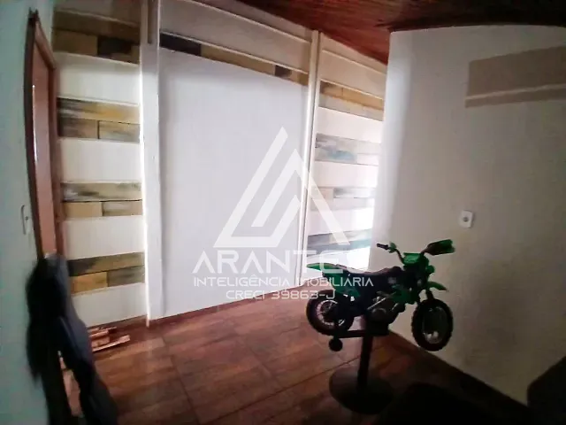 Casa 2 quartos e 2 banheiros, à venda, no bairro Conjunto Habitacional Helly Pimenta em Barretos