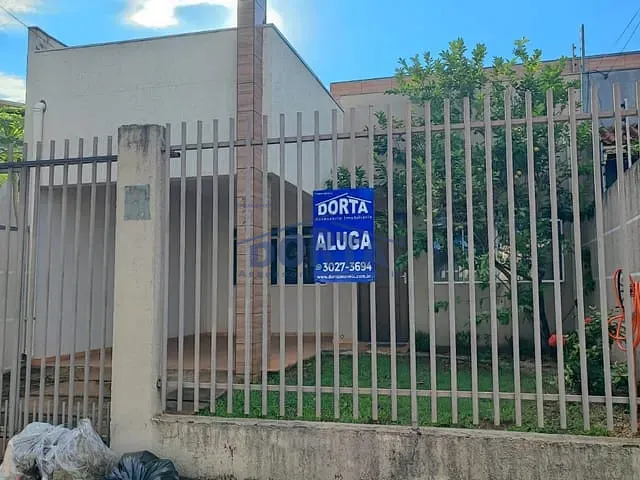 Casa 2 quartos e 1 banheiro, para alugar, no bairro Campos do Iguaçu em Foz do Iguaçu