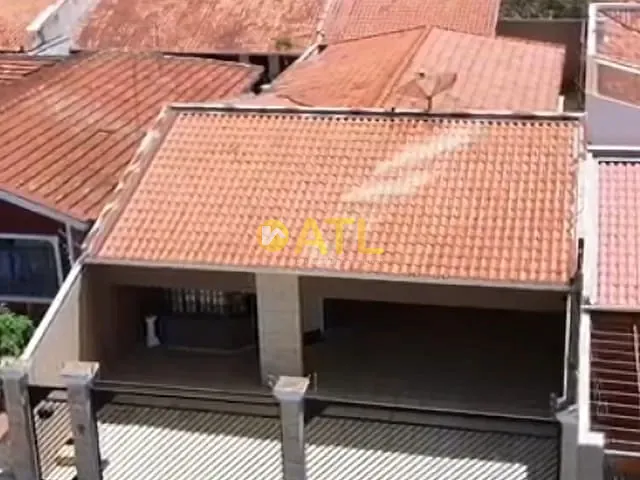 Casa com 312m² 2 quartos e 3 banheiros, à venda, no bairro Vila Boa Esperança em Ourinhos