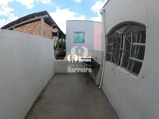 Casa 2 quartos e 1 banheiro, para alugar, no bairro Aparecida (Parque Durval de Barros) em Ibirité