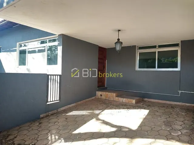 Casa com 275m² 3 quartos e 3 banheiros, à venda ou para alugar, no bairro Parque Continental em São Paulo