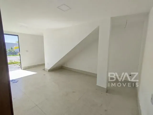 Casa com 254m² 4 quartos e 3 banheiros, à venda, no bairro Nova São Pedro em São Pedro da Aldeia