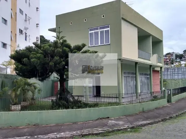 Casa com 416m² 4 quartos e 2 banheiros, à venda, no bairro Boa Vista em Ilhéus
