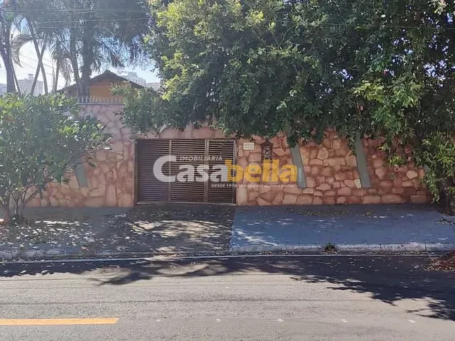 Casa com 210m² 3 quartos e 3 banheiros, para alugar, no bairro Setor Pedro Ludovico em Goiânia