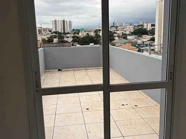 Casa com 170m², para alugar, no bairro Vila Vianelo em Jundiaí