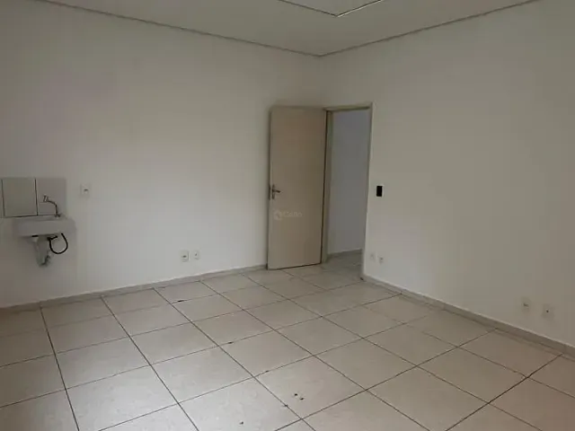 Casa com 170m², para alugar, no bairro Vila Vianelo em Jundiaí