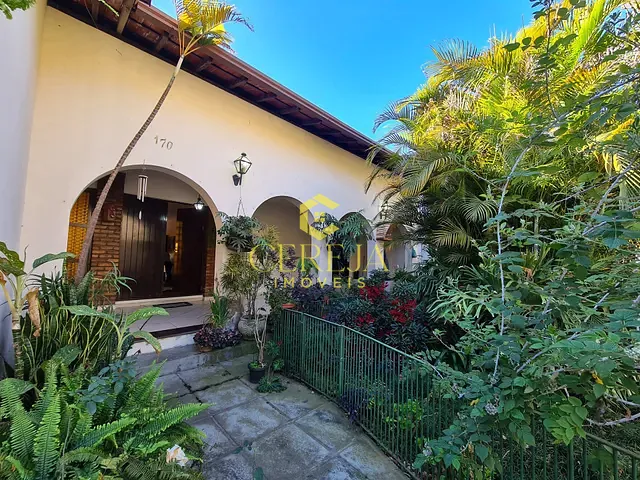 Casa 4 quartos e 4 banheiros, à venda, no bairro Cônego em Nova Friburgo