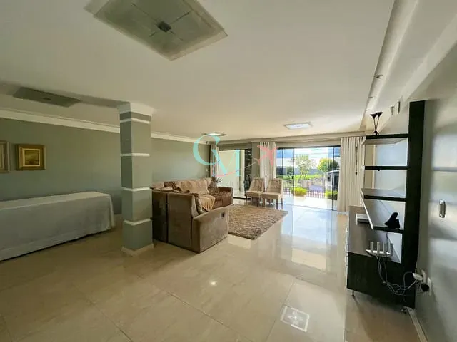 Casa com 480m² 4 quartos e 4 banheiros, à venda, no bairro Bortolon em Xanxerê