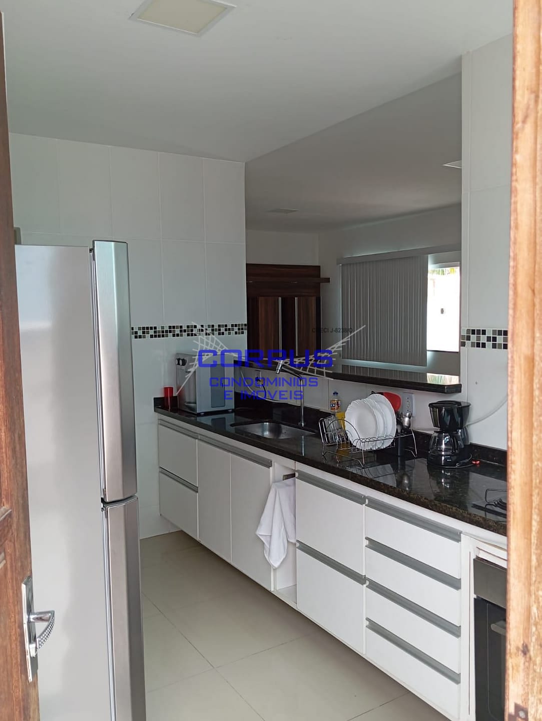 Casa à venda com 3 quartos, 364m² - Foto 9