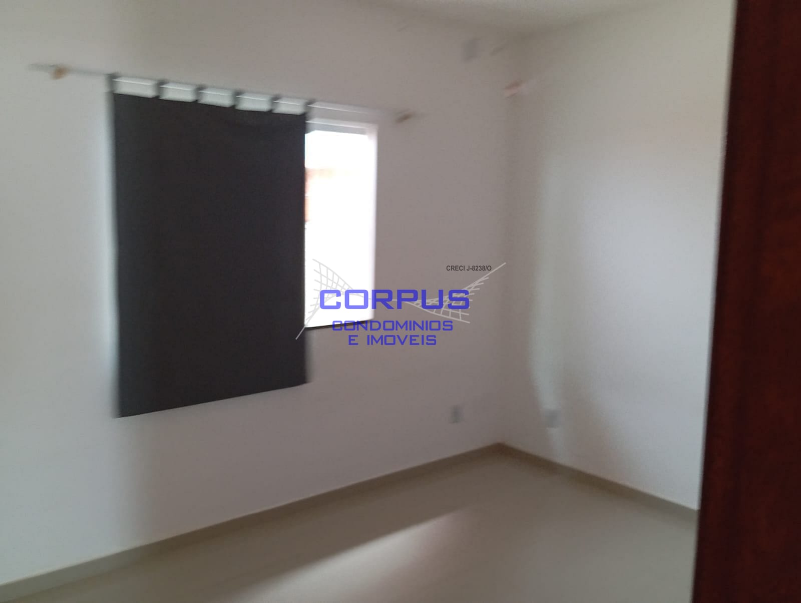Casa à venda com 3 quartos, 364m² - Foto 4