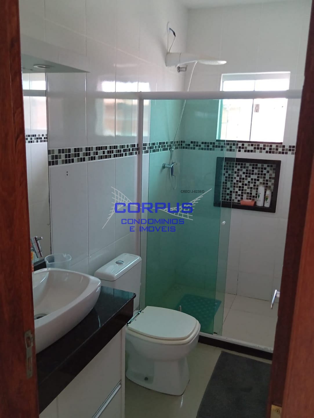 Casa à venda com 3 quartos, 364m² - Foto 2