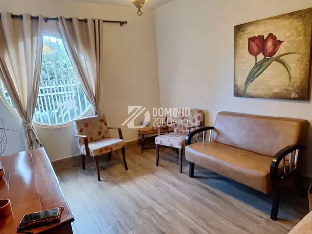 Casa com 357m² 3 quartos e 3 banheiros, à venda, no bairro São Sebastião em Uberaba