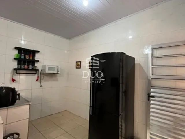 Casa com 250m² 8 quartos e 4 banheiros, à venda, no bairro Jardim Graziela em Barueri